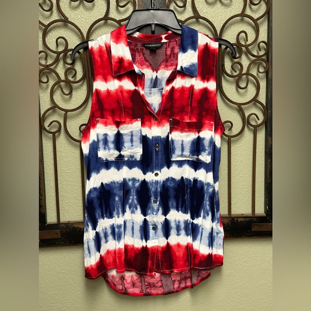 Rock & Republic sleeveless button down tie dye top